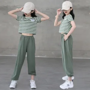 日系 条纹短袖T恤/ 休闲运动裤 Striped T-shirt / Joggers in Green