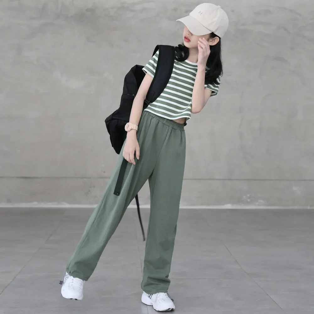 日系 条纹短袖T恤/ 休闲运动裤 Striped T-shirt / Joggers in Green