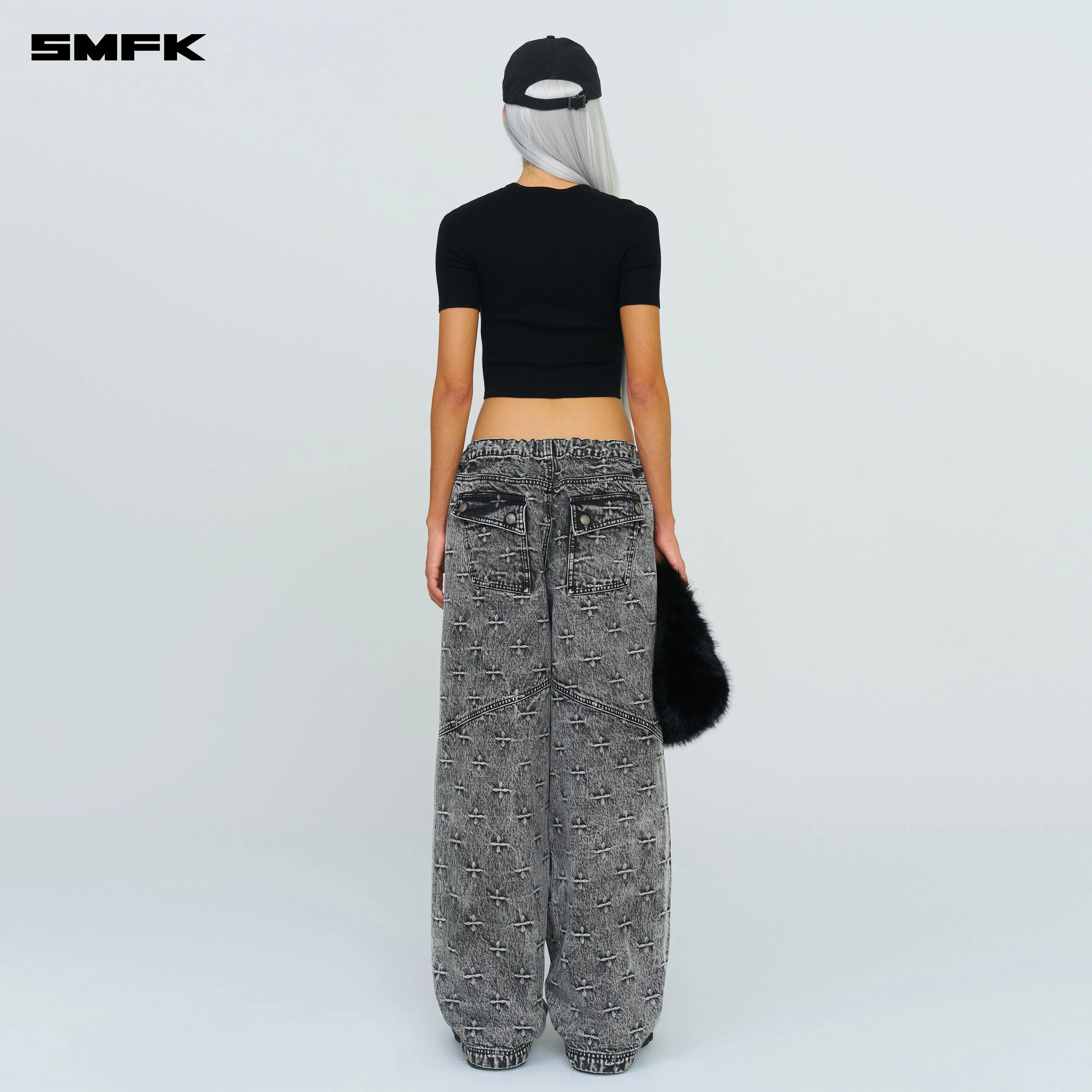 Compass Hug Seamless Wool Knit Tee