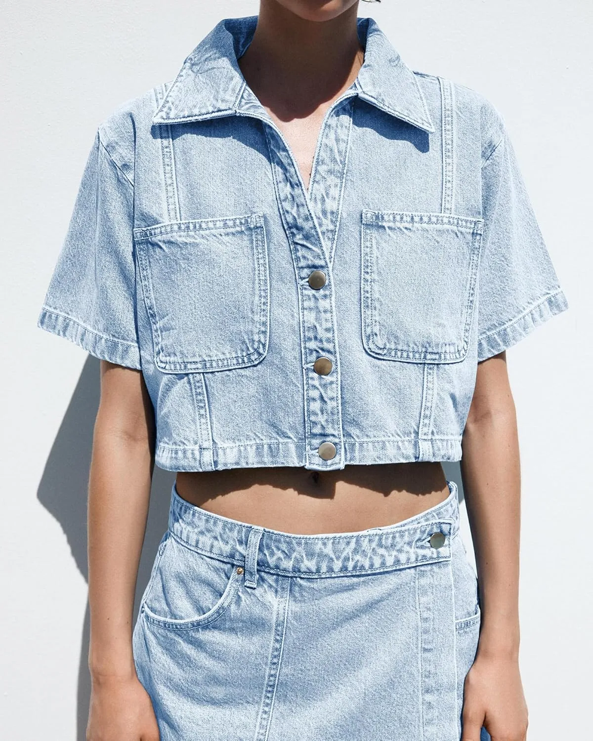 Gacaky Women's Cropped Denim Jackets Fashion Short Sleeve Lapel Button Down Trucker Jean Jackets Coats 2025 Outfits Clothes