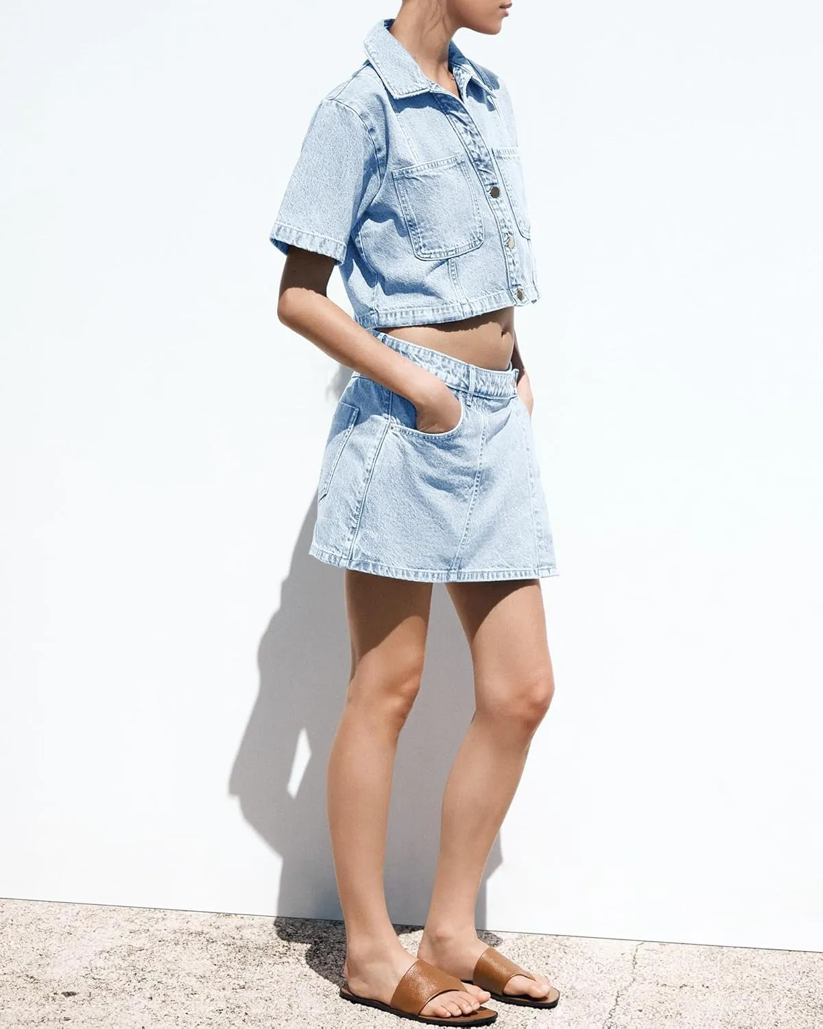 Gacaky Women's Cropped Denim Jackets Fashion Short Sleeve Lapel Button Down Trucker Jean Jackets Coats 2025 Outfits Clothes
