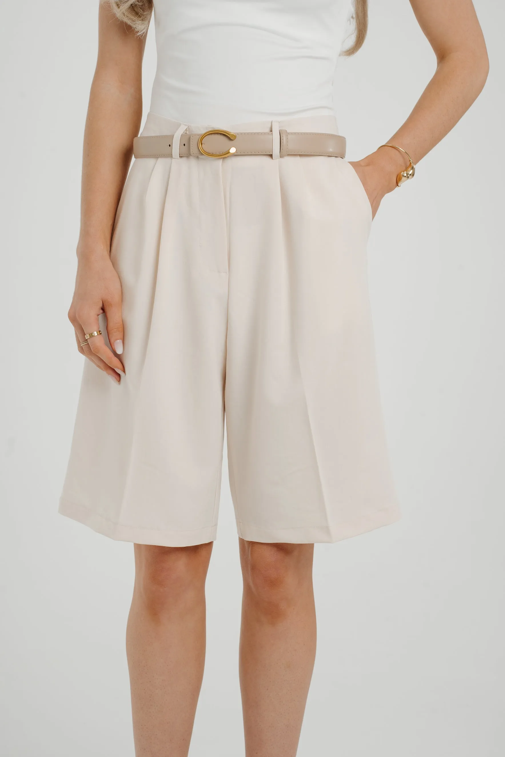 Holly Longline Shorts In Cream