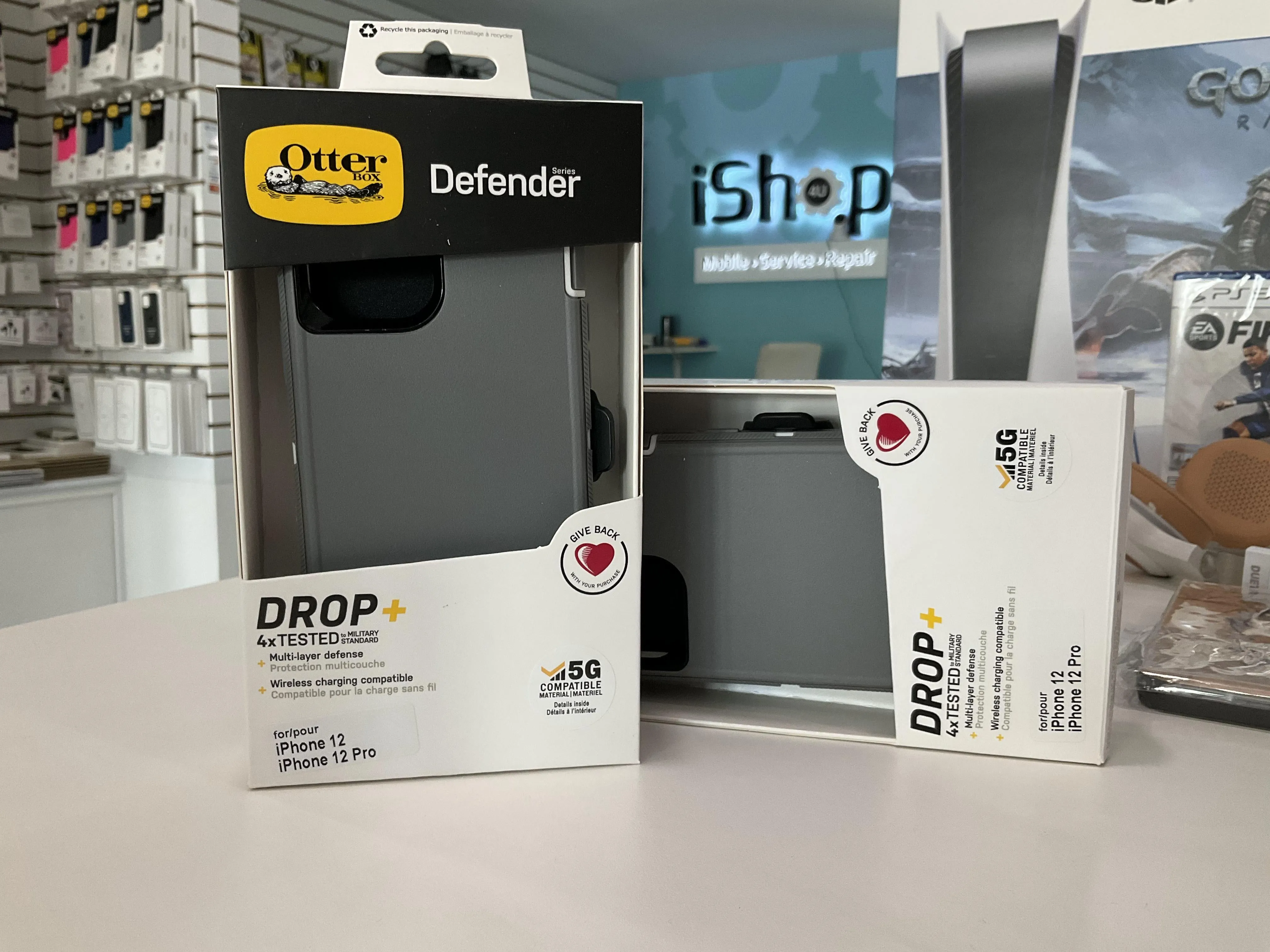 iPhone 12 and iPhone 12 Pro Case Defender Series