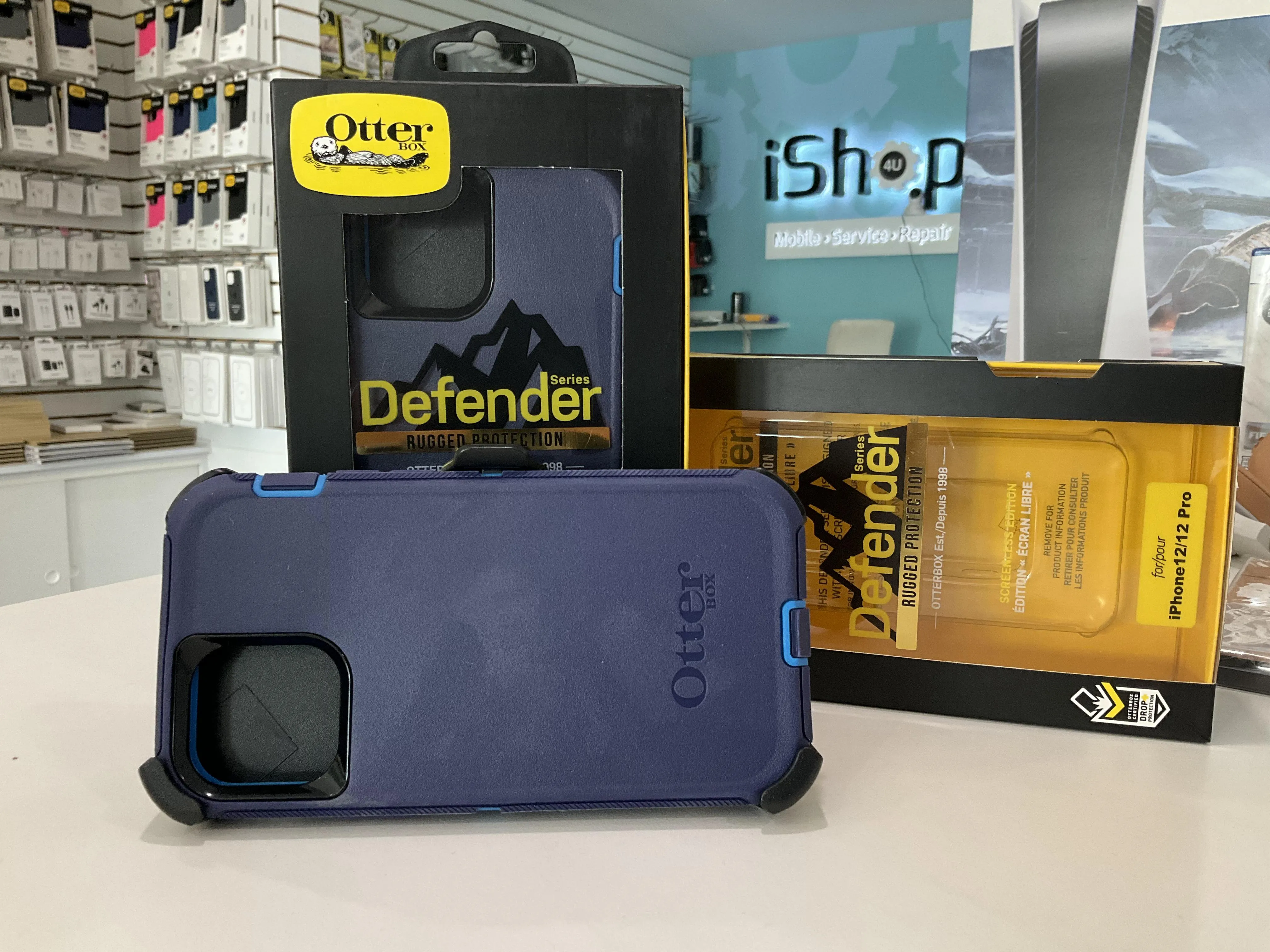 iPhone 12 and iPhone 12 Pro Case Defender Series