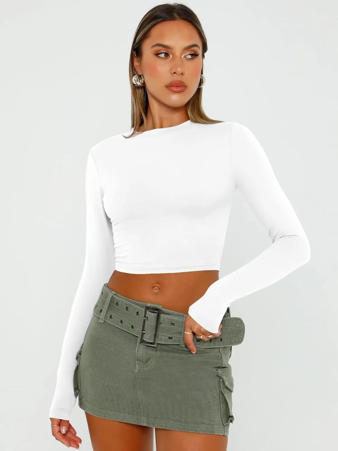 Trendy Queen Womens Long Sleeve Crop Tops Basic Slim Fitted Shirts Fashion 2025 Going Out Y2k Tops Teen Girl Clothes