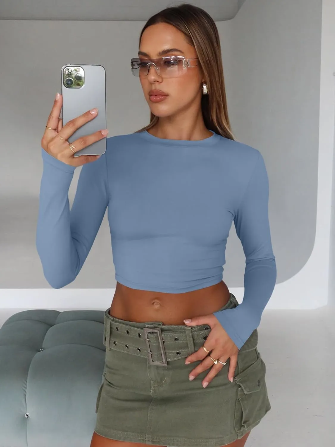 Trendy Queen Womens Long Sleeve Crop Tops Basic Slim Fitted Shirts Fashion 2025 Going Out Y2k Tops Teen Girl Clothes