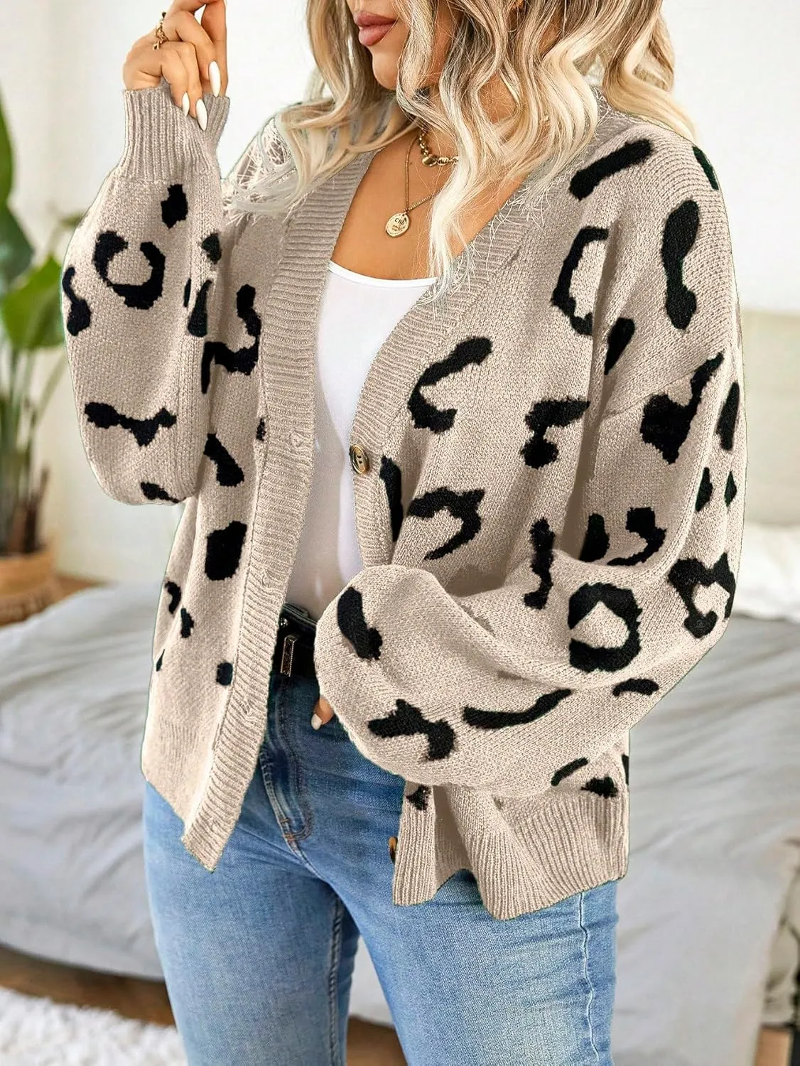 Verdusa Women's Plus Size Cardigan Sweaters Open Front Button Down Leopard Cardigan Long Sleeve Oversize Winter Outfit