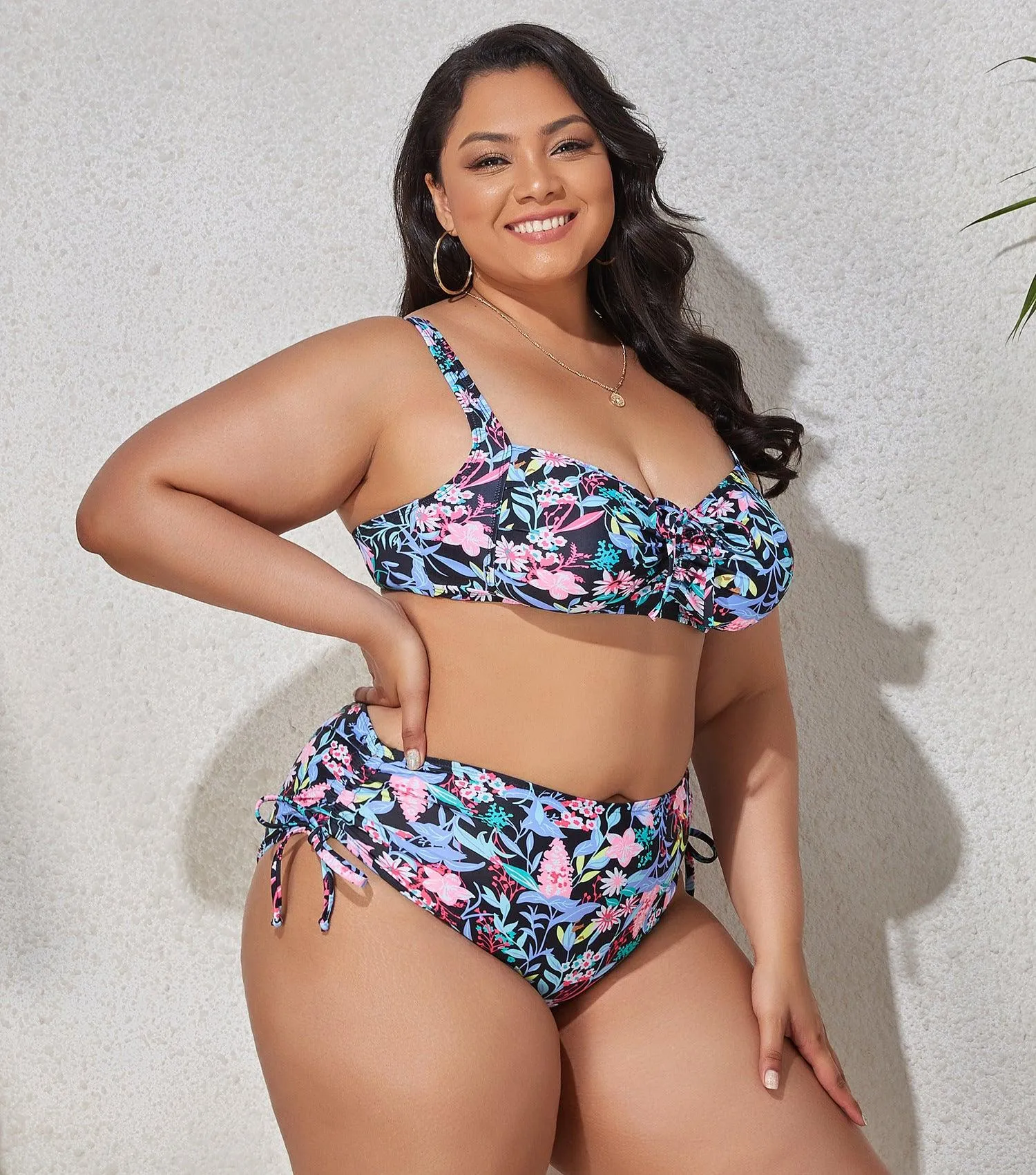 VIBRANT CONFIDENCE PLUS SIZE PUSH-UP BIKINI WITH HIGH WAIST BRIEFS