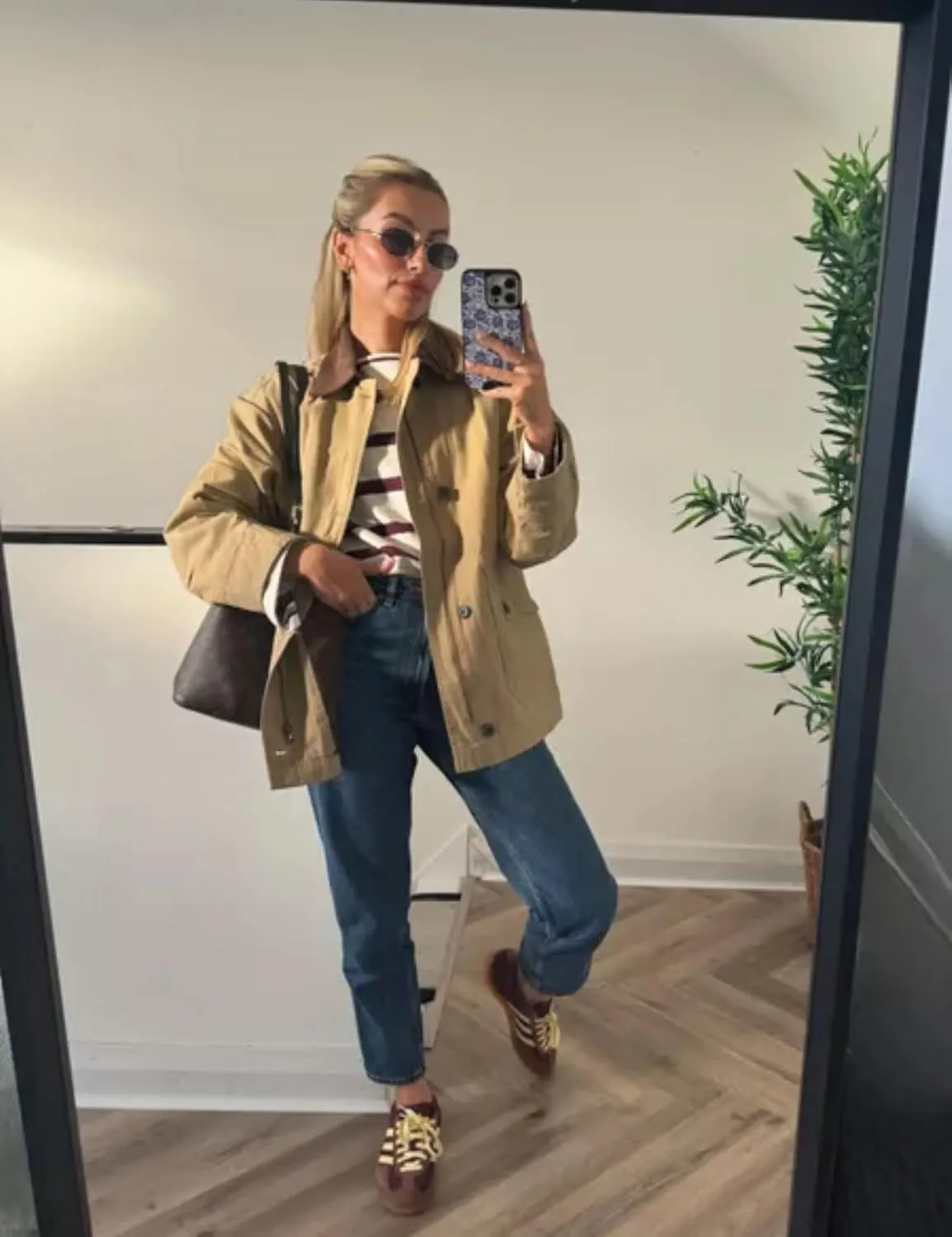 Womens Oversized Barn Jacket Button Down Canvas Jacket Corduroy Lapel Collar Fall Fashion 2024 Trendy Outwear